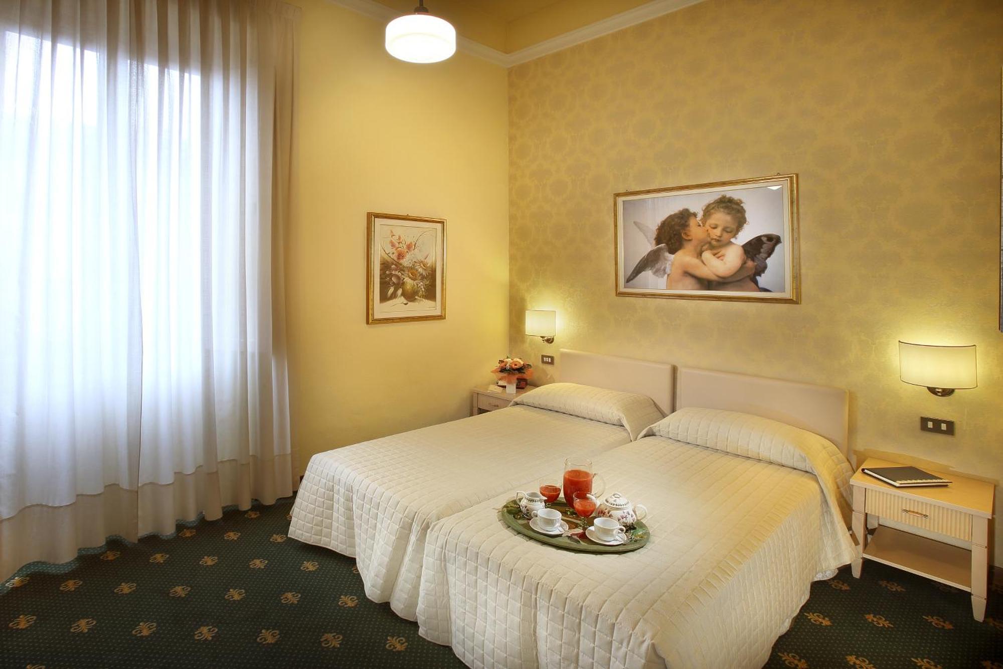 Double or Twin Room,1433538883:JPEG